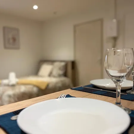 La Ruche Arrageoise - Parking Gratuit - Cozy - Grand Lit - Long Apartamento *