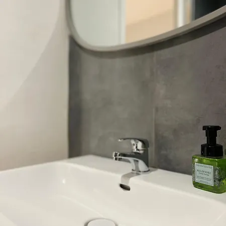 La Ruche Arrageoise - Parking Gratuit - Cozy - Grand Lit - Long