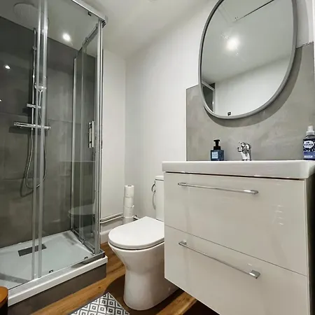 La Ruche Arrageoise - Parking Gratuit - Cozy - Grand Lit - Long Apartamento Arras