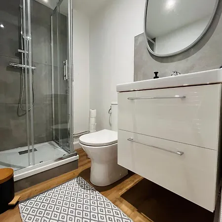 La Ruche Arrageoise - Parking Gratuit - Cozy - Grand Lit - Long *