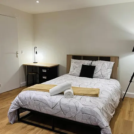 La Ruche Arrageoise - Parking Gratuit - Cozy - Grand Lit - Long Apartamento